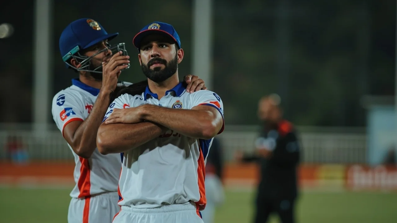 Tactical view of field placements and batting crease during an IPL 2026 match